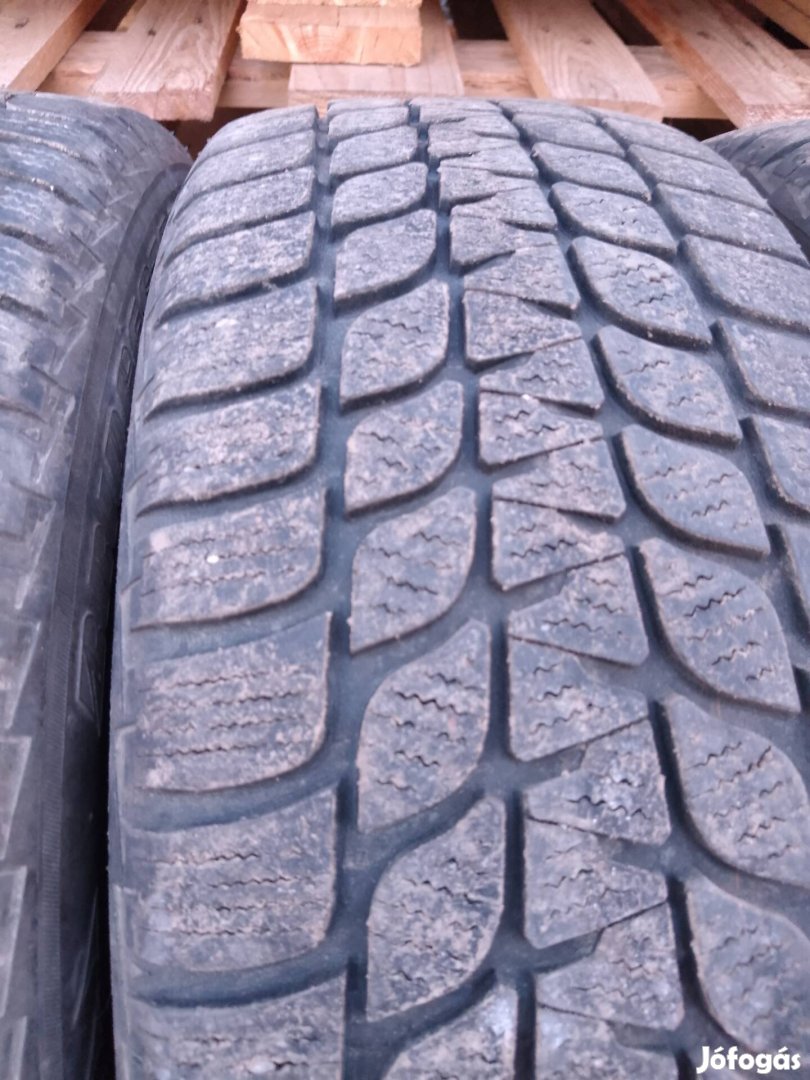 19555 r16 használt gumik