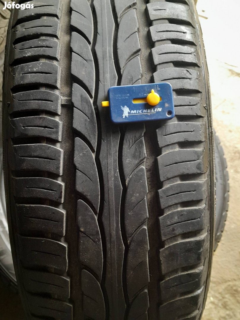 195 55 r16 top gumi szinte uj 