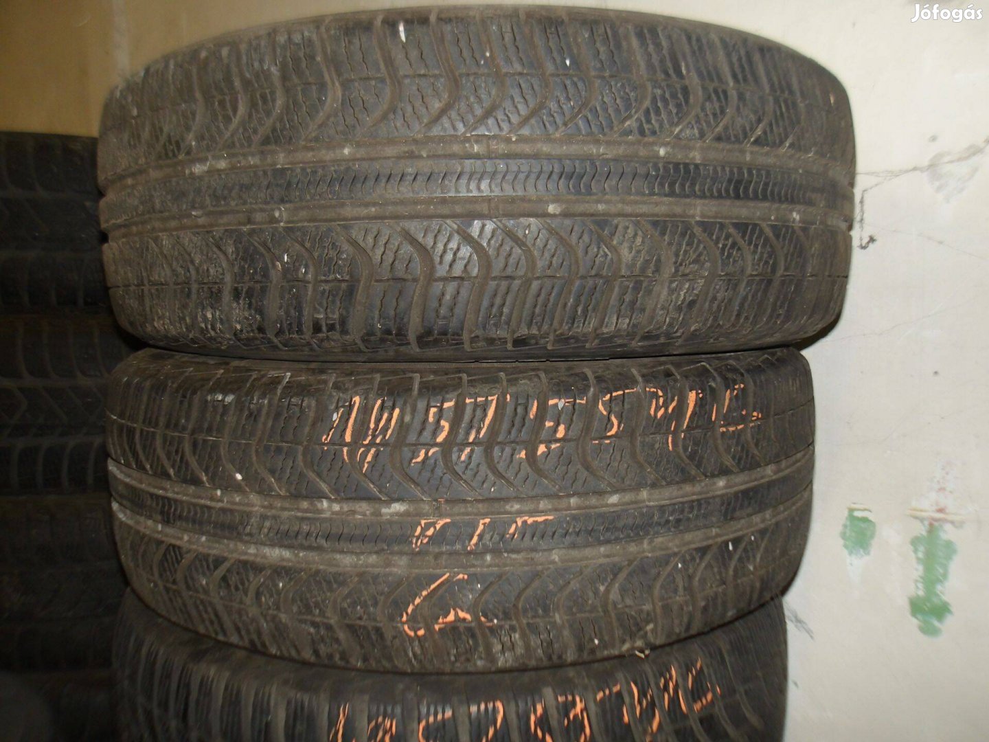 195/55r16 Pirelli négyévszakos gumi ajándék szereléssel