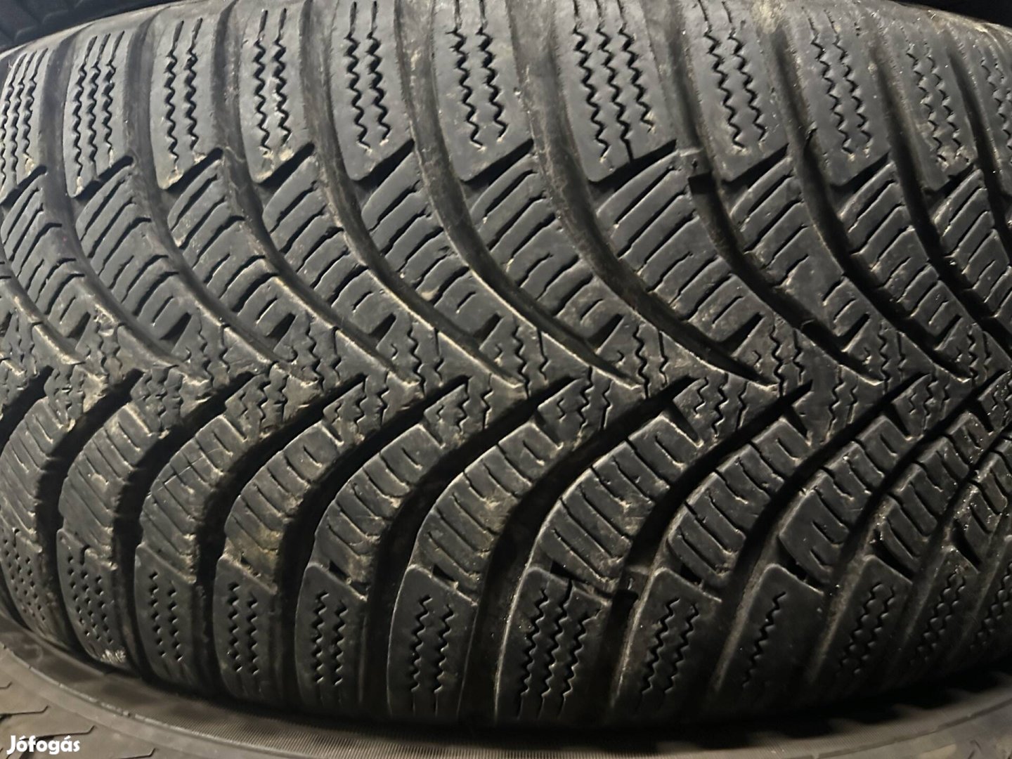 195/60R15 Hankook téli gumik eladó.