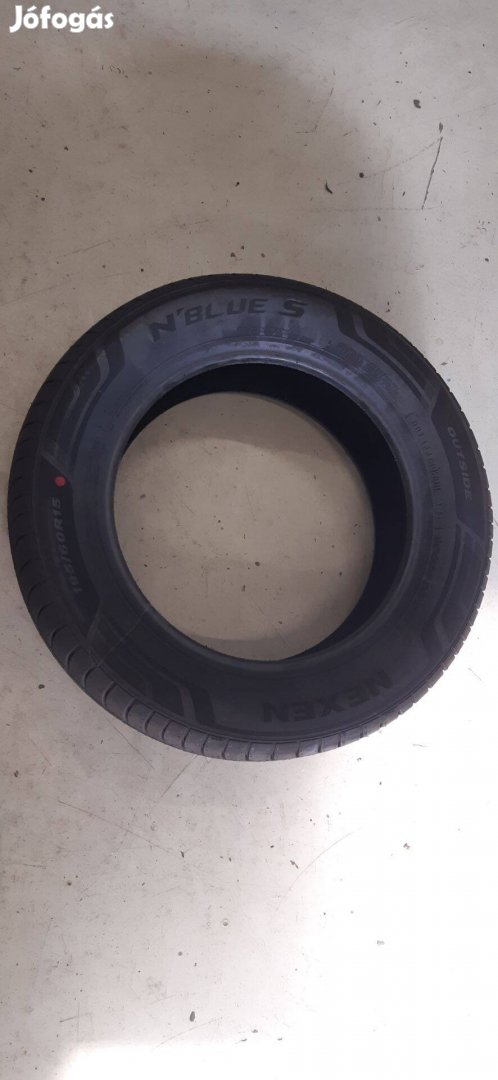 195/60R15 Nexen nyárigumi