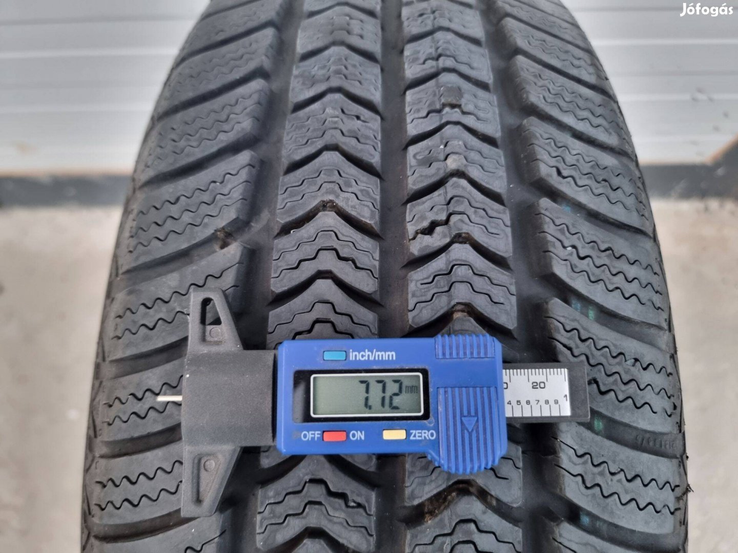 195/60R16C Semperit téli gumi 2db szinte újszerű állapotban eladó!