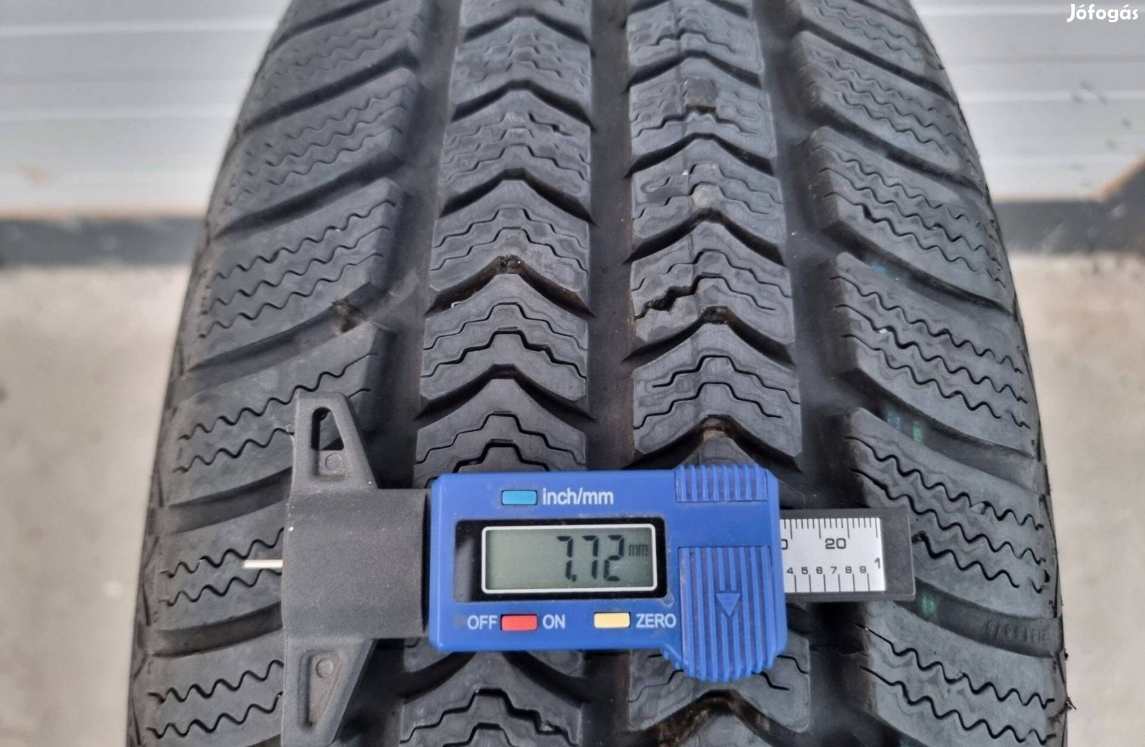 195/60R16C Semperit téli gumi 2db szinte újszerű állapotban eladó!