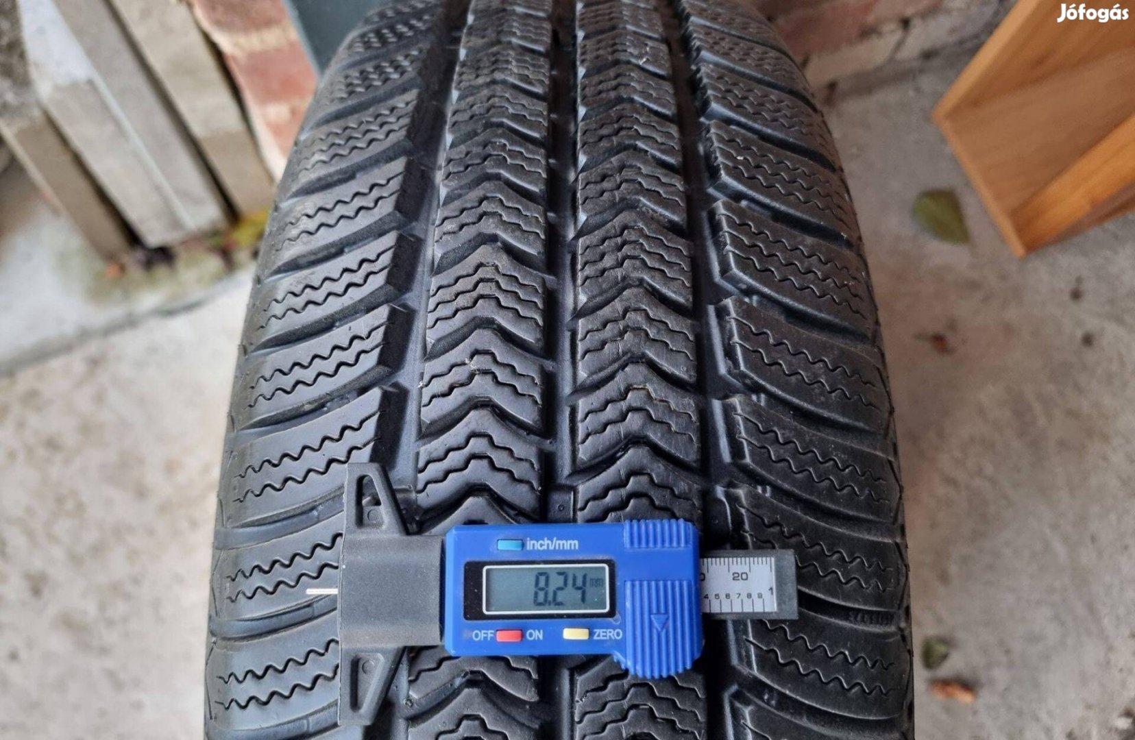 195/60R16C Semperit téli gumi 2db teljesen újszerű állapotban eladó!