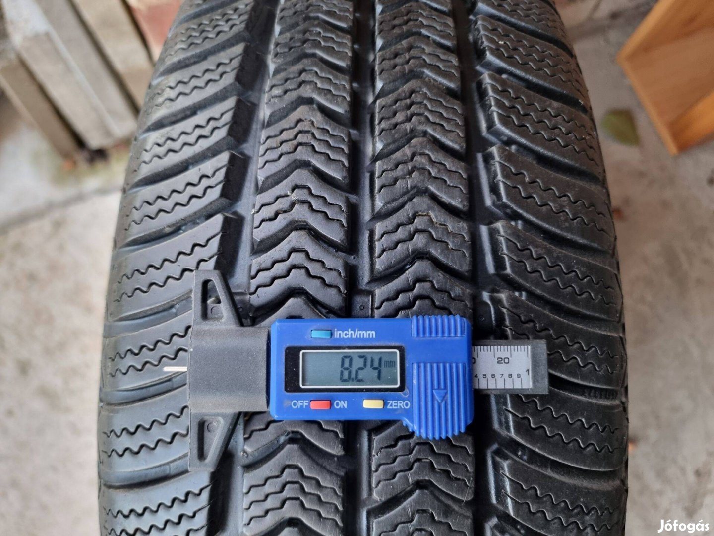 195/60R16C Semperit téli gumi 2db teljesen újszerű állapotban eladó!