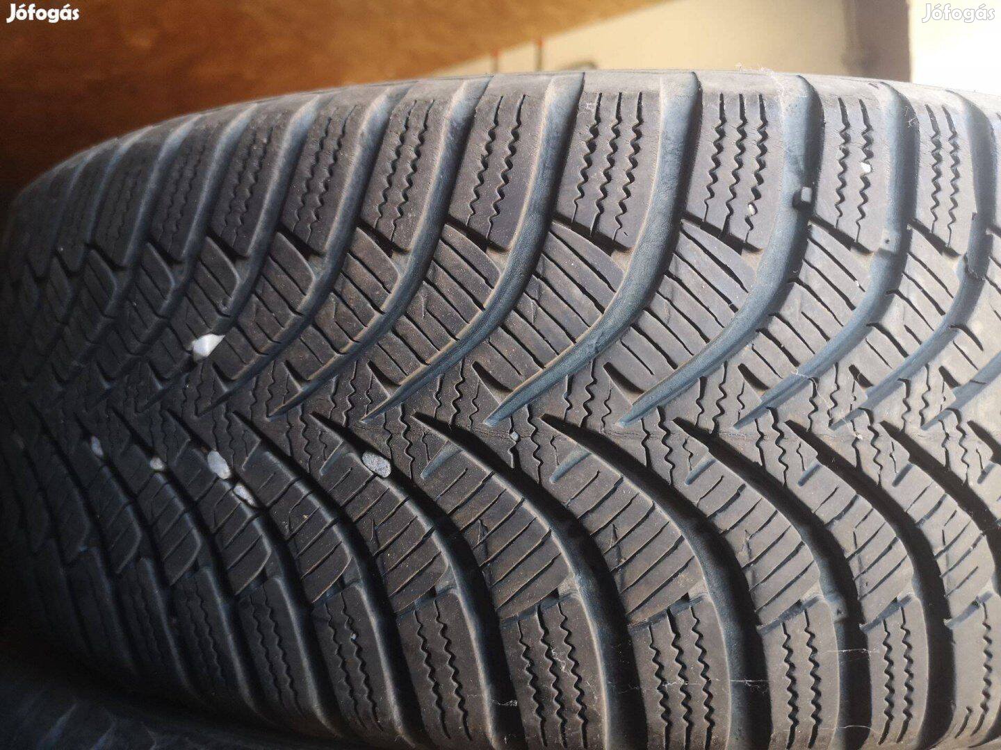 195/60R16 65e/4db Kiárusítás újszerű Hankook téligumi