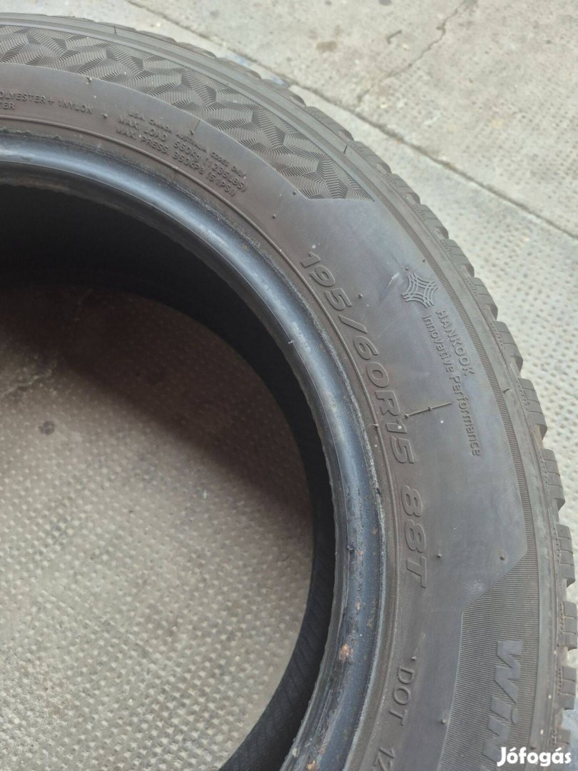 195/60 R15 Hankook téligumi