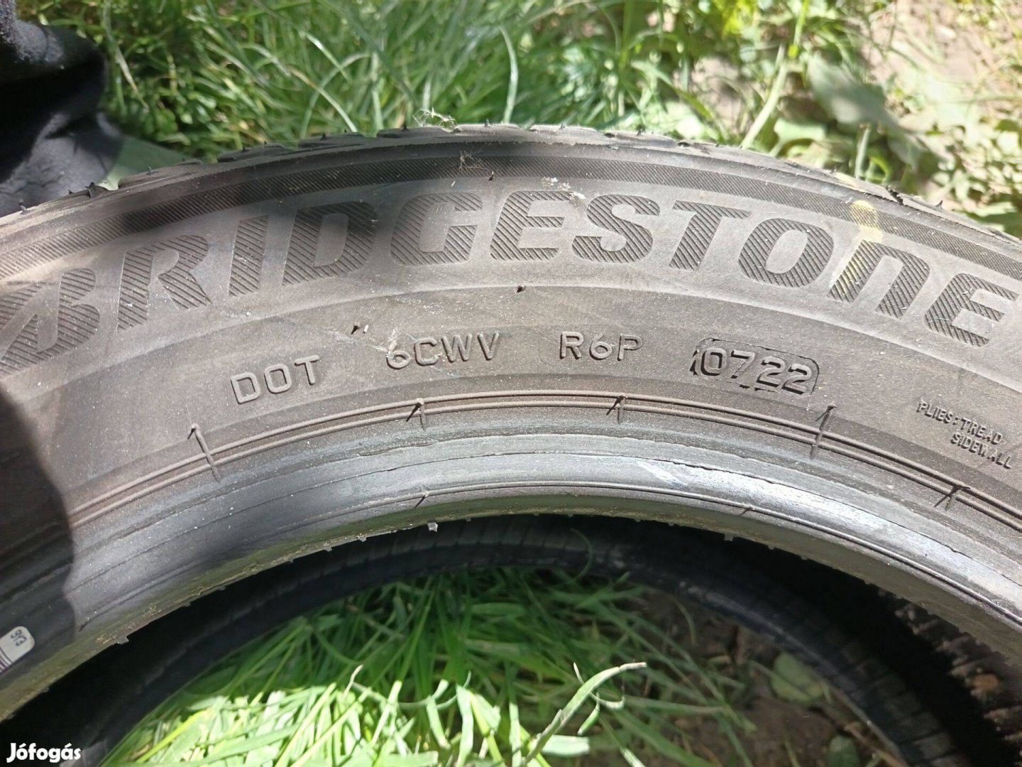 195/60 R16 89H Bridgestone nyári gumi (4 db), alig használt állapotban