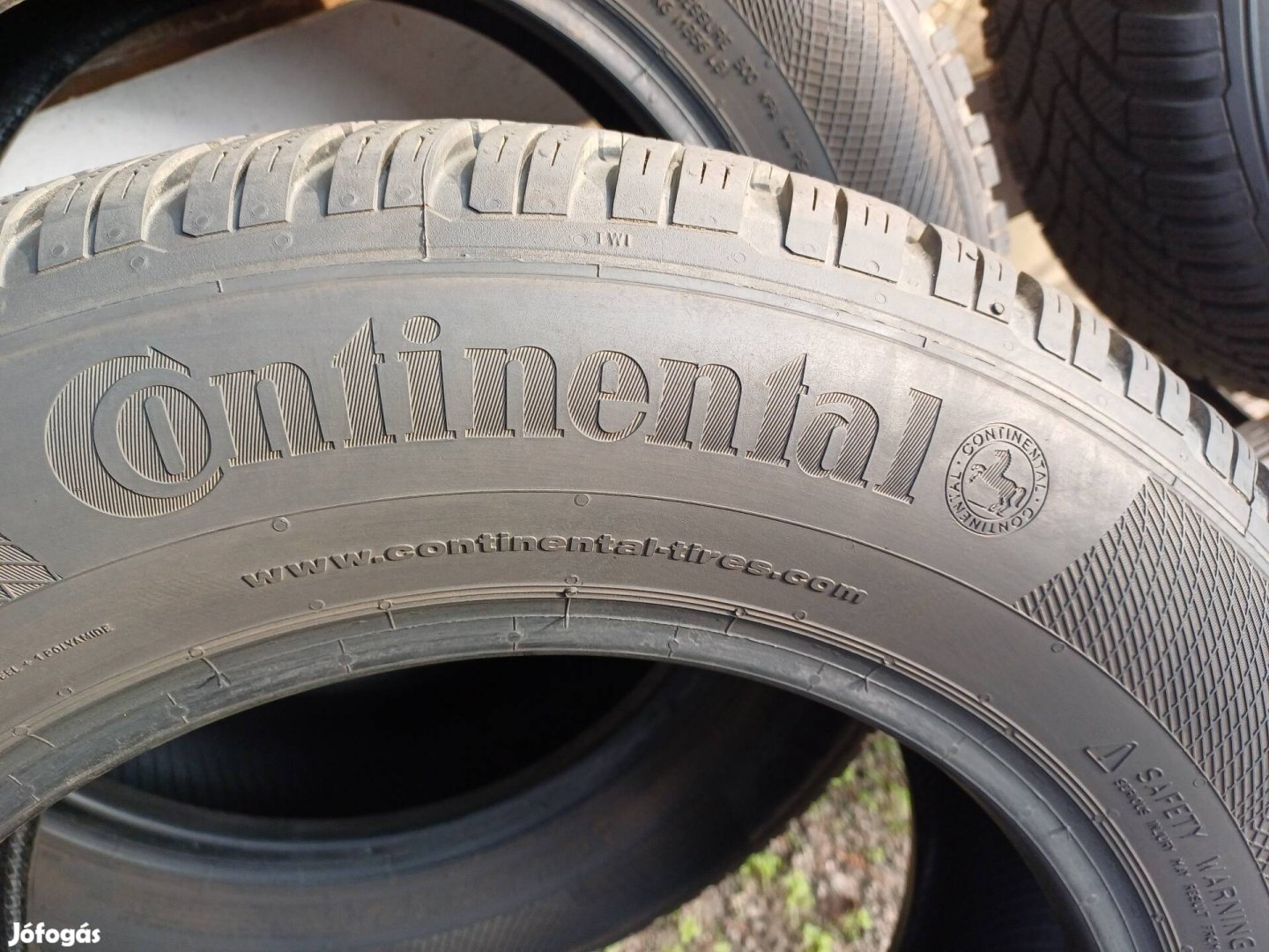 195/65R15 Continental Conti Winter Contact téligumi