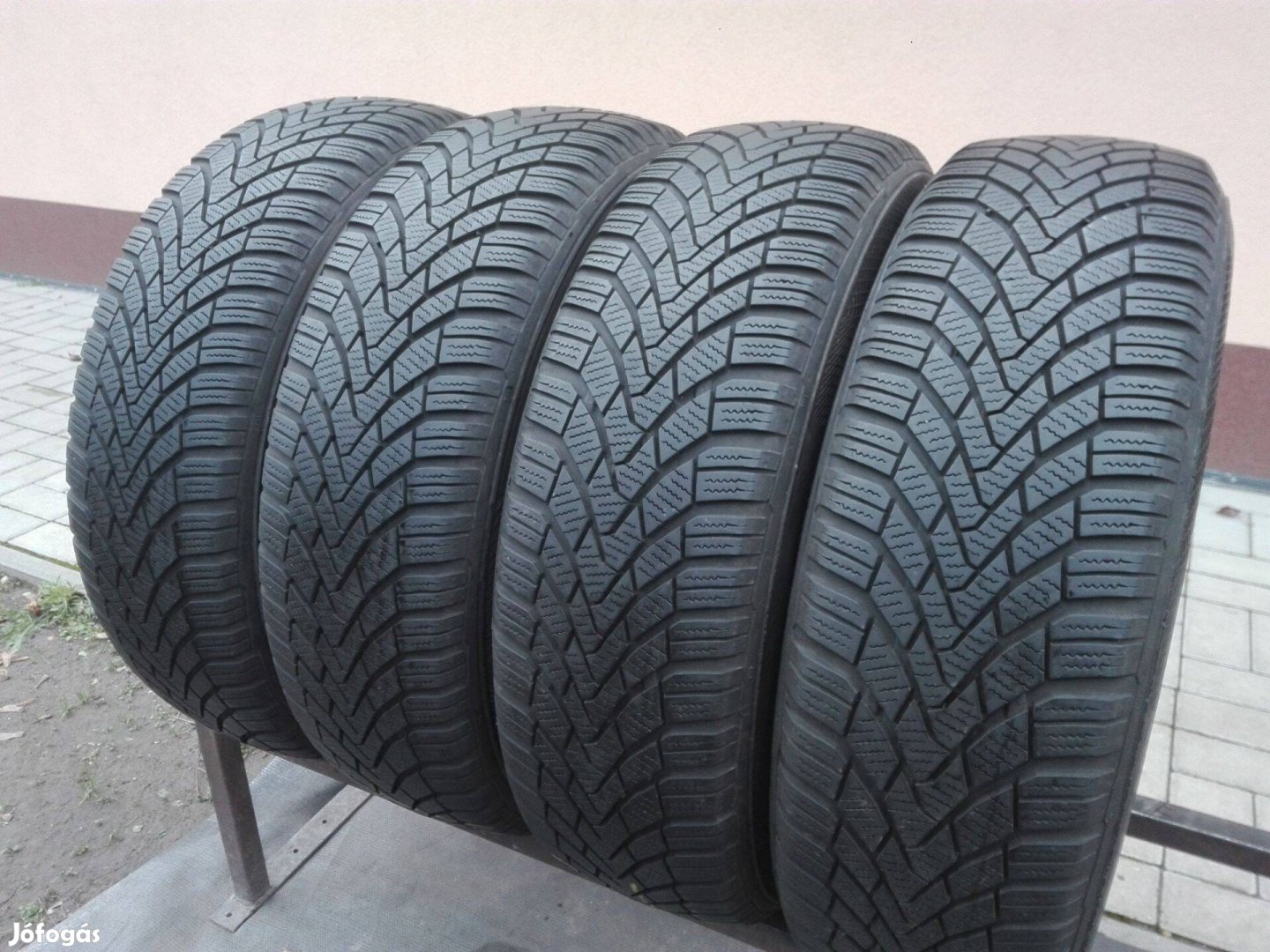 195/65R15 Continental téli gumi garnitúra 195/65 R15