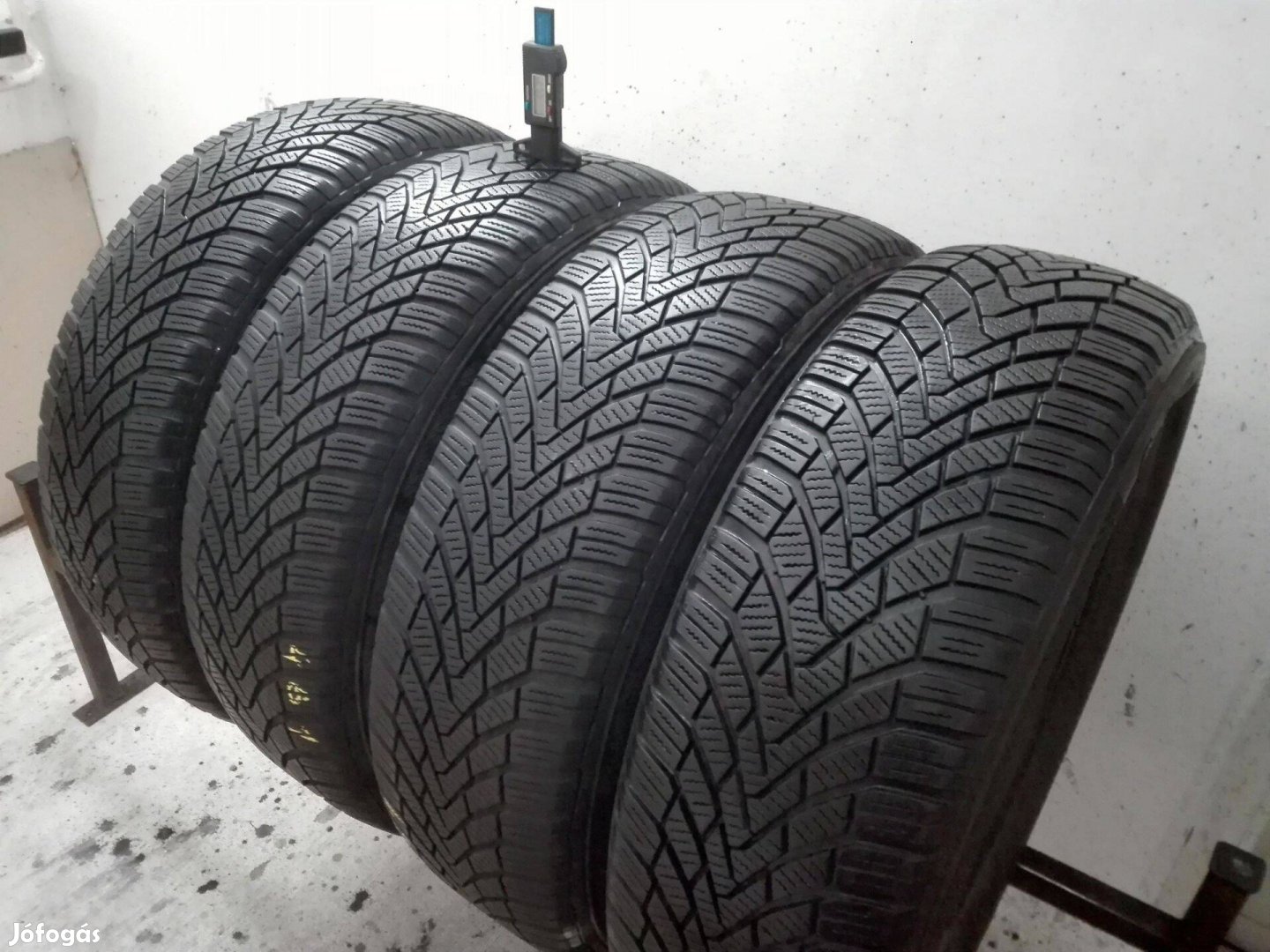 195/65R15 Continental téli gumi garnitúra 195/65 R15