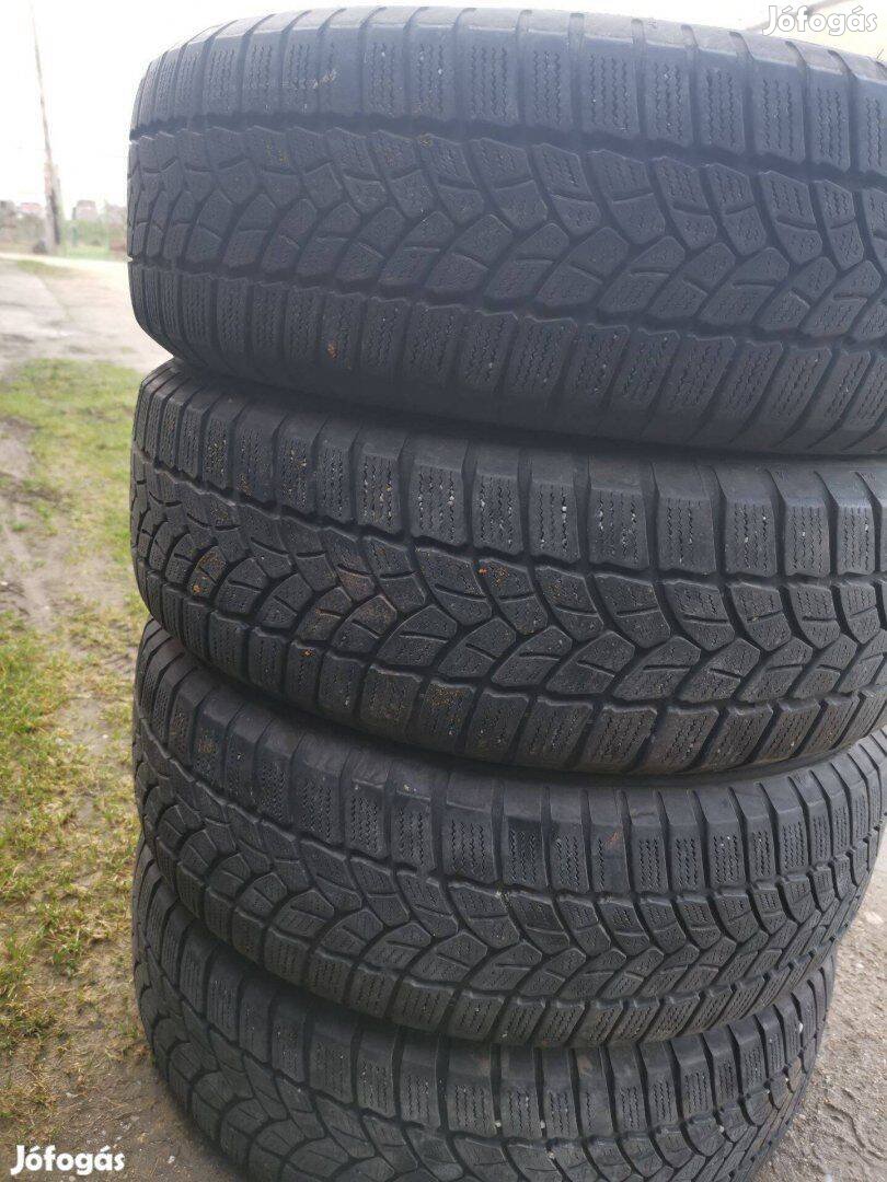 195/65R15 Firestone téligumik