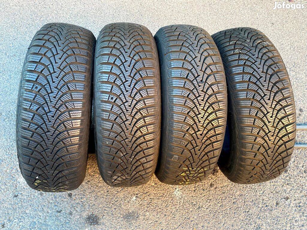 195/65R15 Goodyear Ultragrip újszerű téligumi 15" téligumi