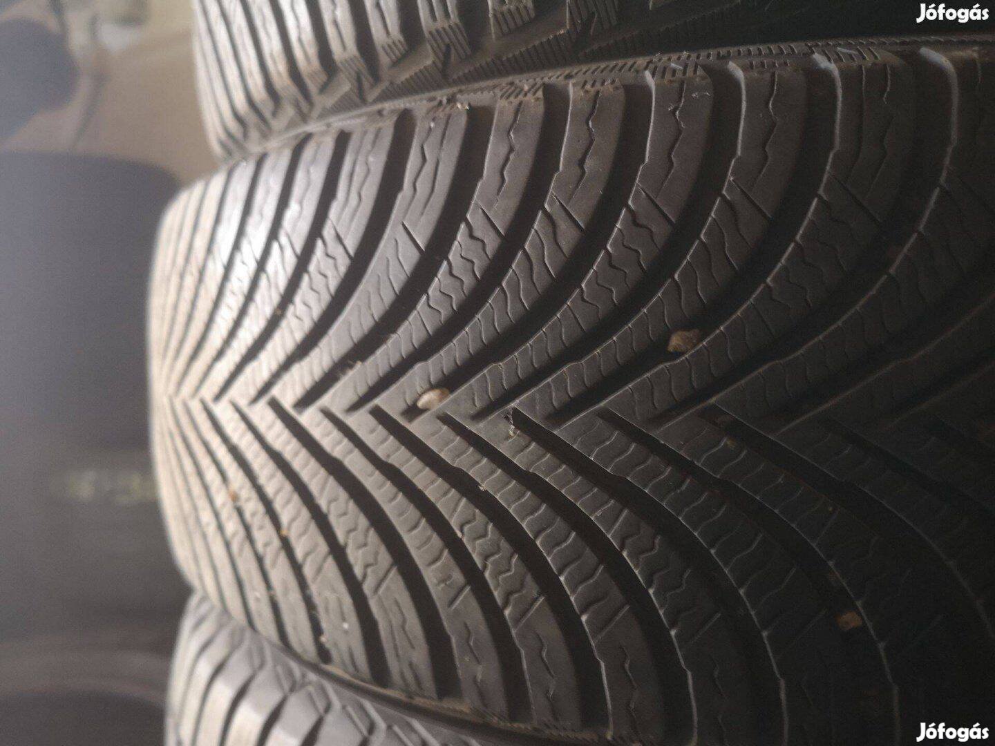 195/65R15 Michelin Alpin téligumik