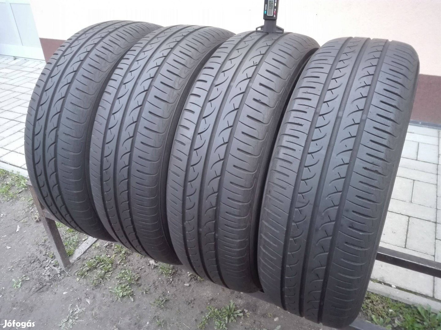 195/65R15 Yokohama nyári gumi garnitúra 195/65 r15
