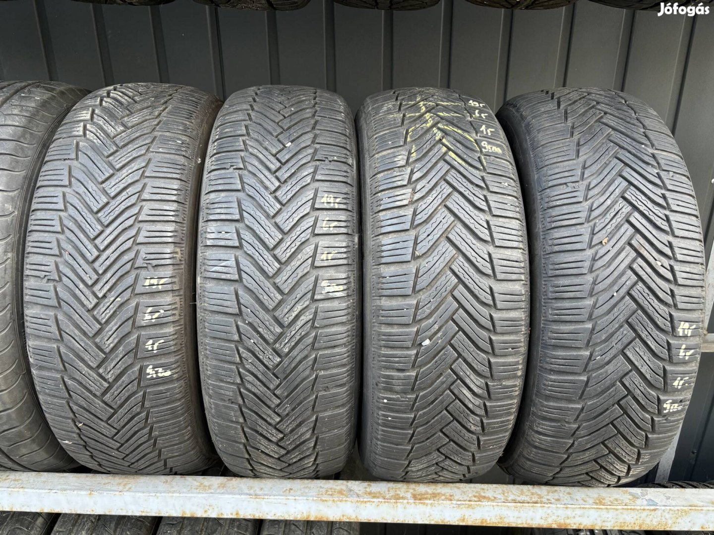 195/65R15 michelin alpin 6 2018 90%