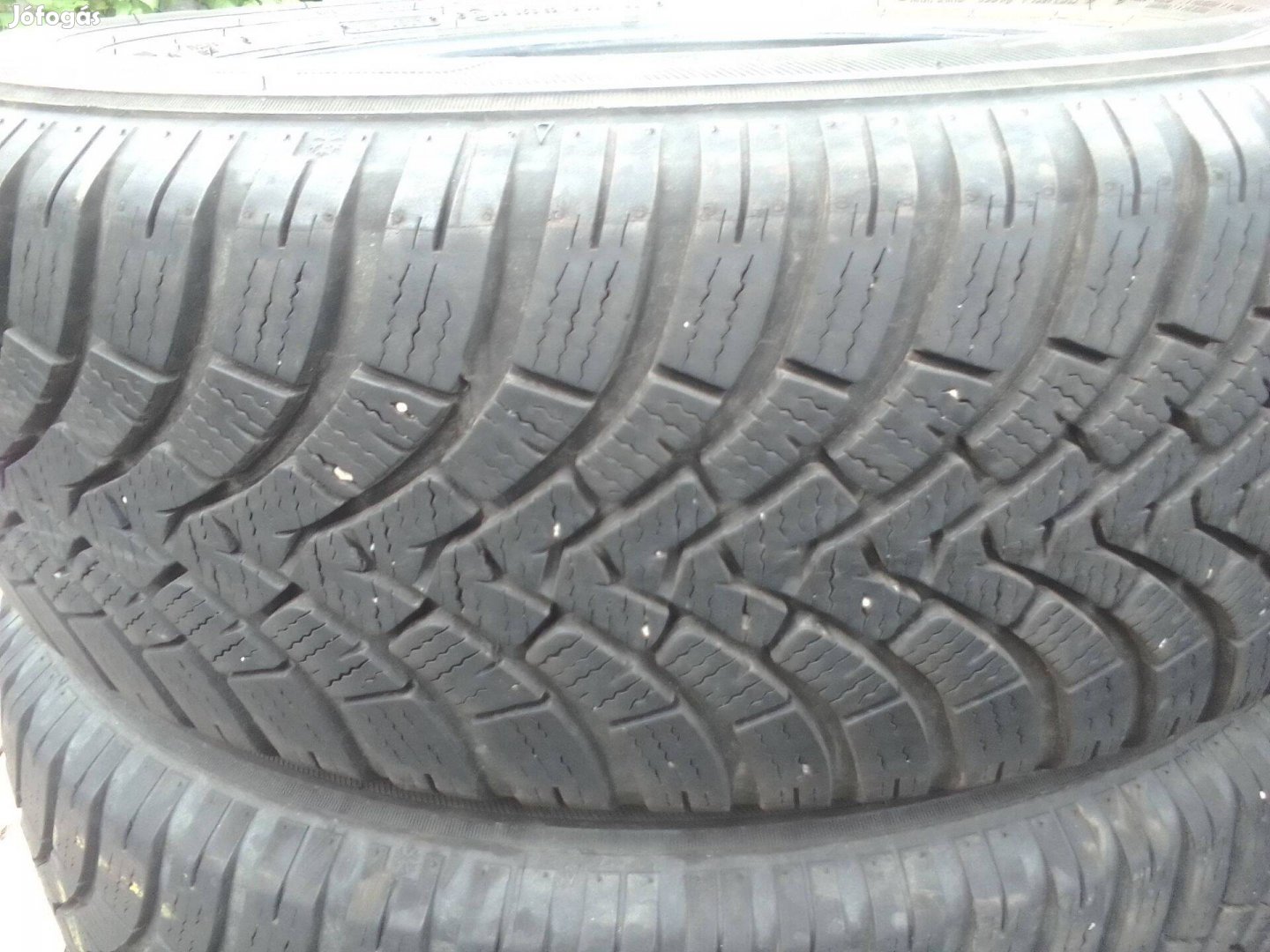 195/65R15 újszerű téli gumik Falken/Semperit