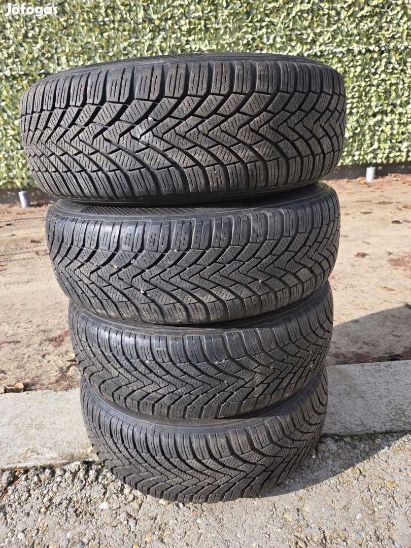 195/65 R15 Continental TS850 téli 5x114,3 ET50 lemezfelnin Toyota