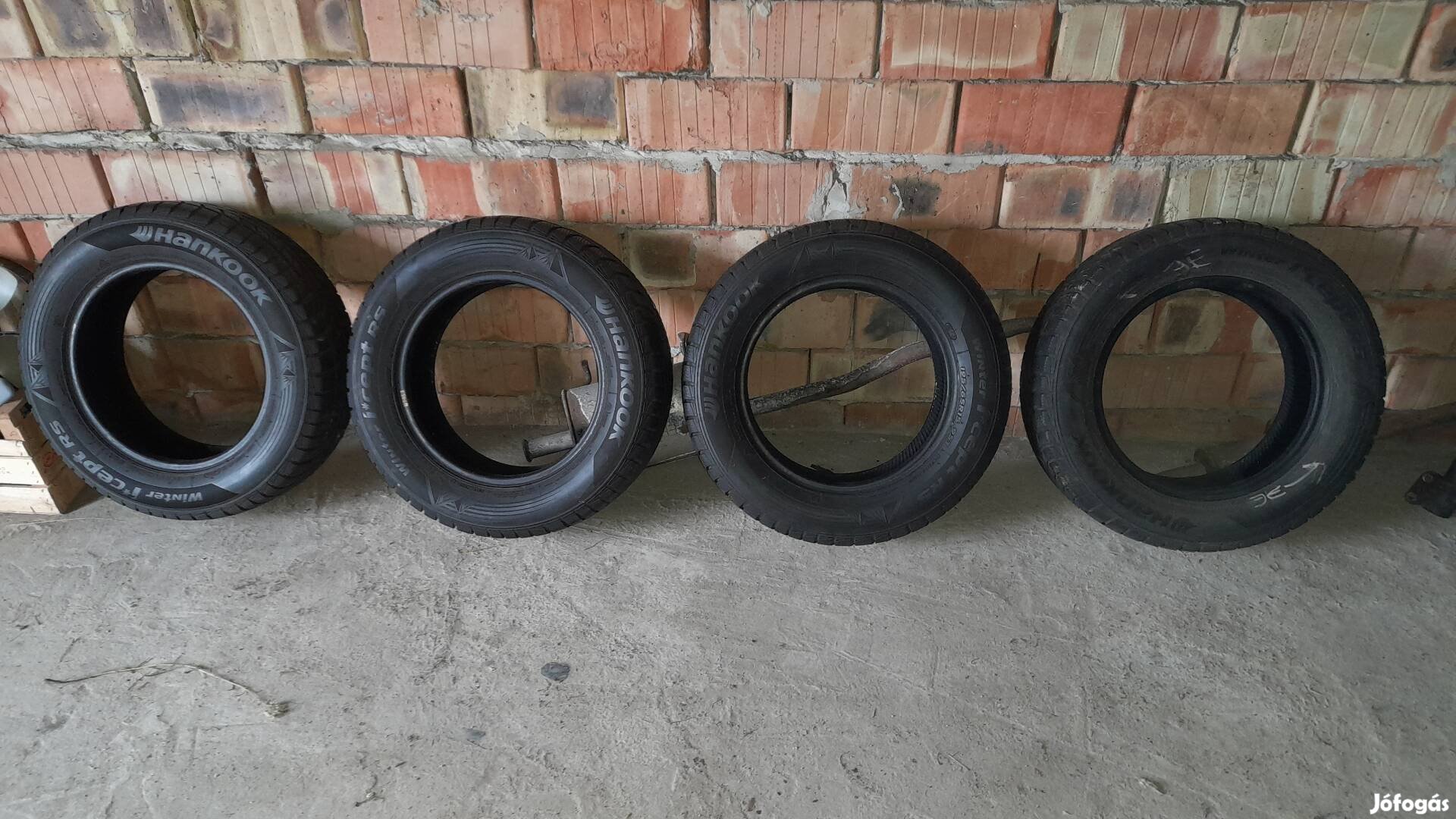 195/65 R15 Hankook téli gumi 4 db