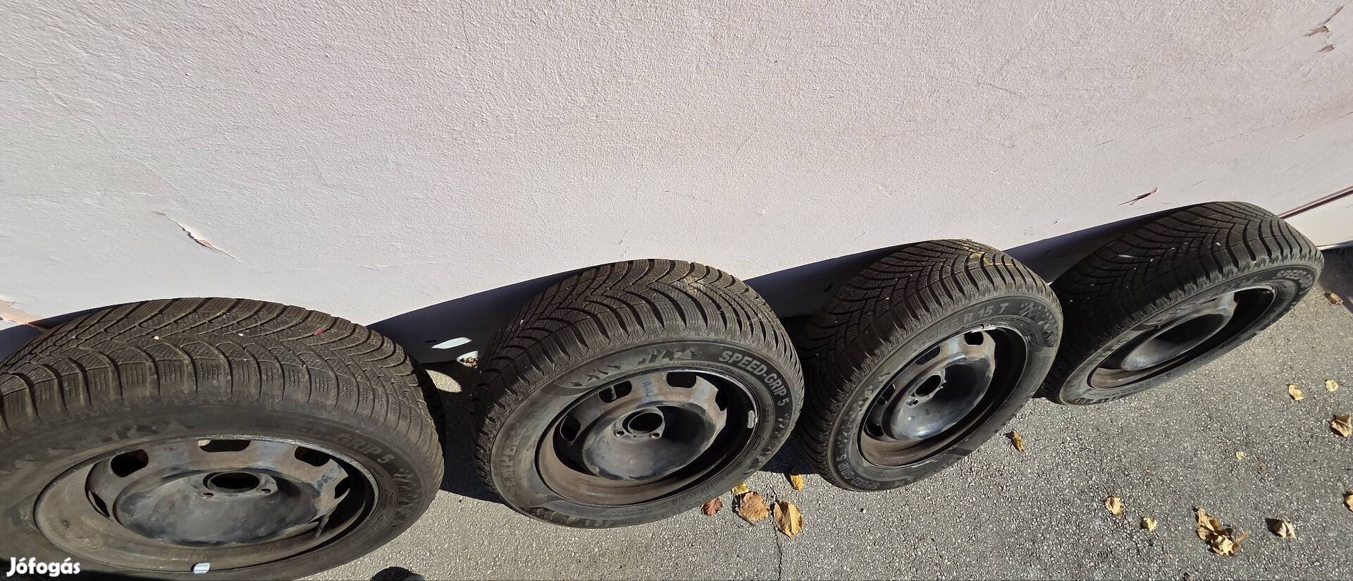 195/65 R15 Semperit téligumi