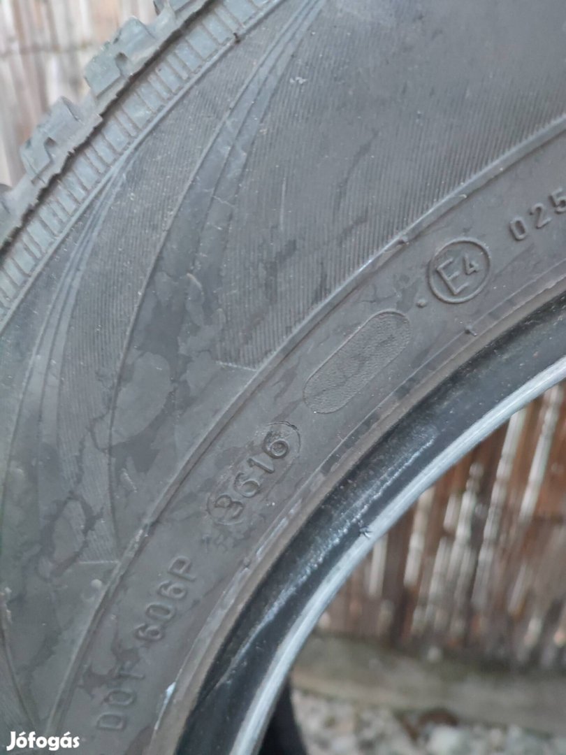 195/65 R15 Téligumik