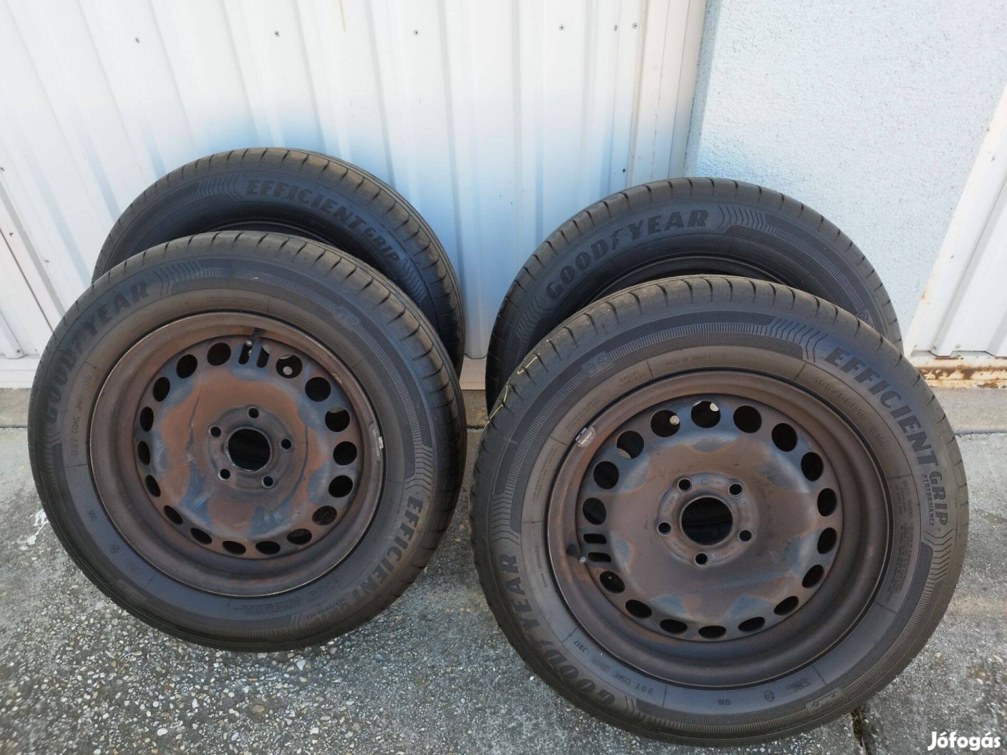 195/65 R15 nyárigumi acélfelnin
