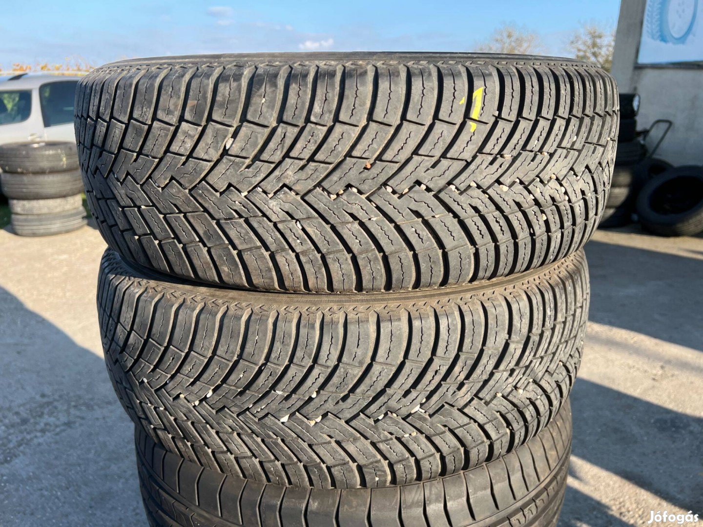 195/65 R15 pirelli 2db négyévszakos gumi