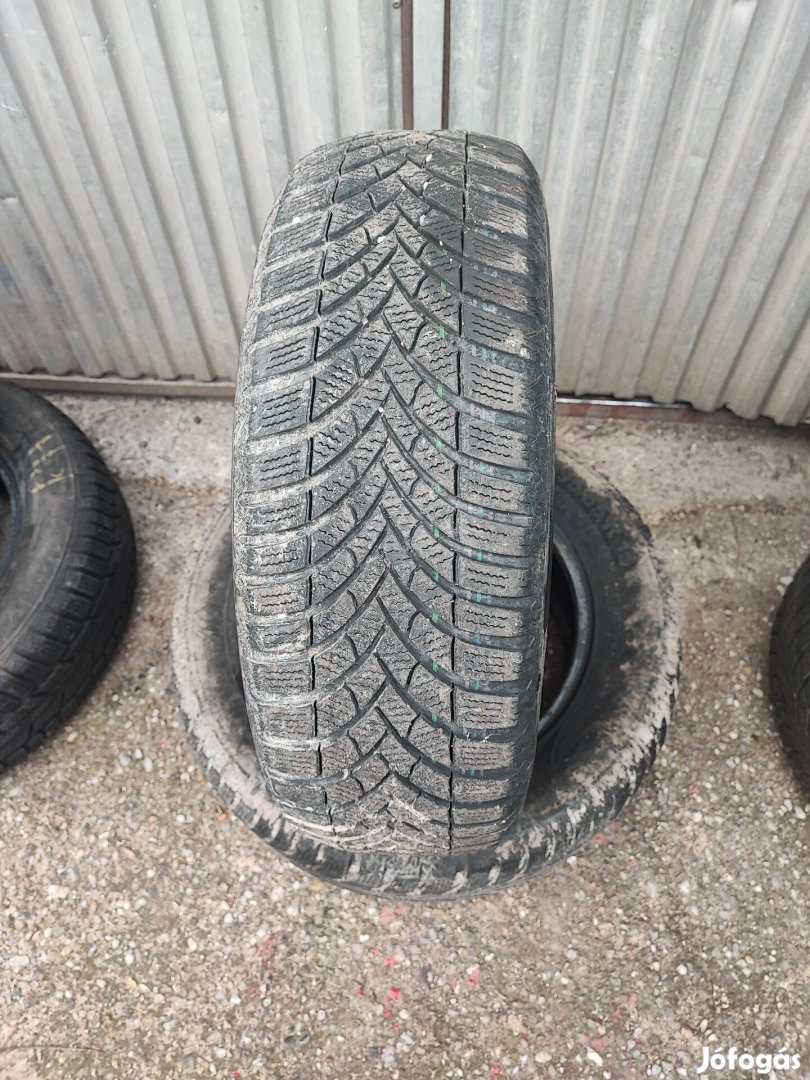 195/65 R15 téli gumi Semperit 2 db 2021