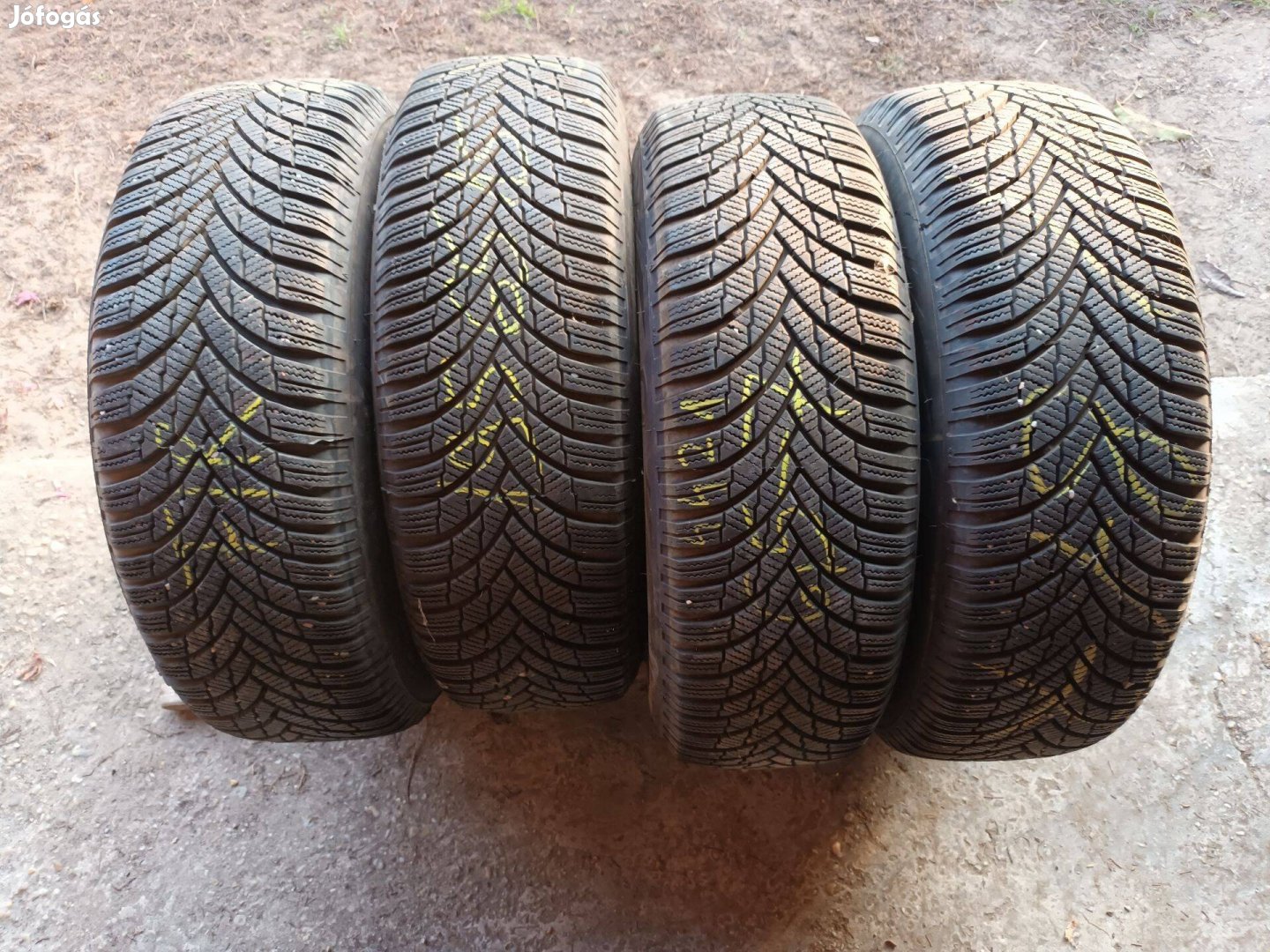 195/65r15 Firestone használt téligumi 4db szép