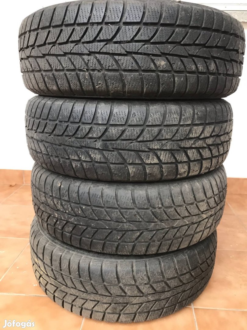 195/65r15 Hankook gumi