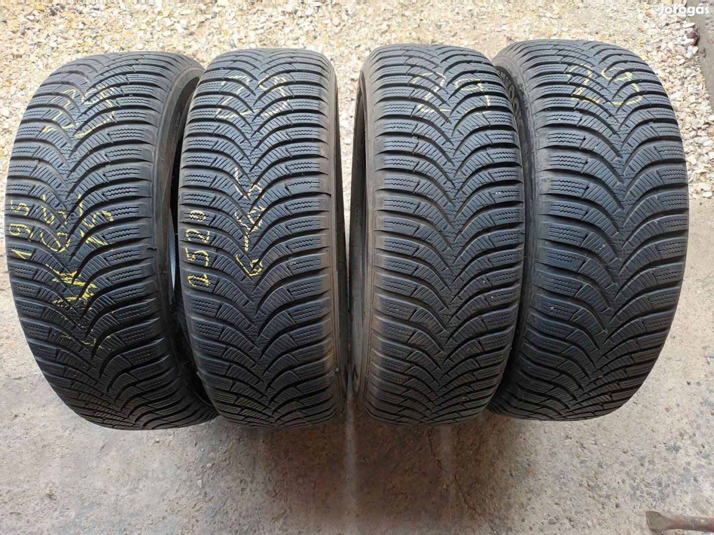 195/65r15 Hankook használt téligumi 4db szép