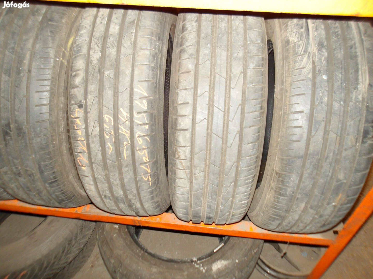 195/65r15 Hankook nyári gumi ajándék szereléssel