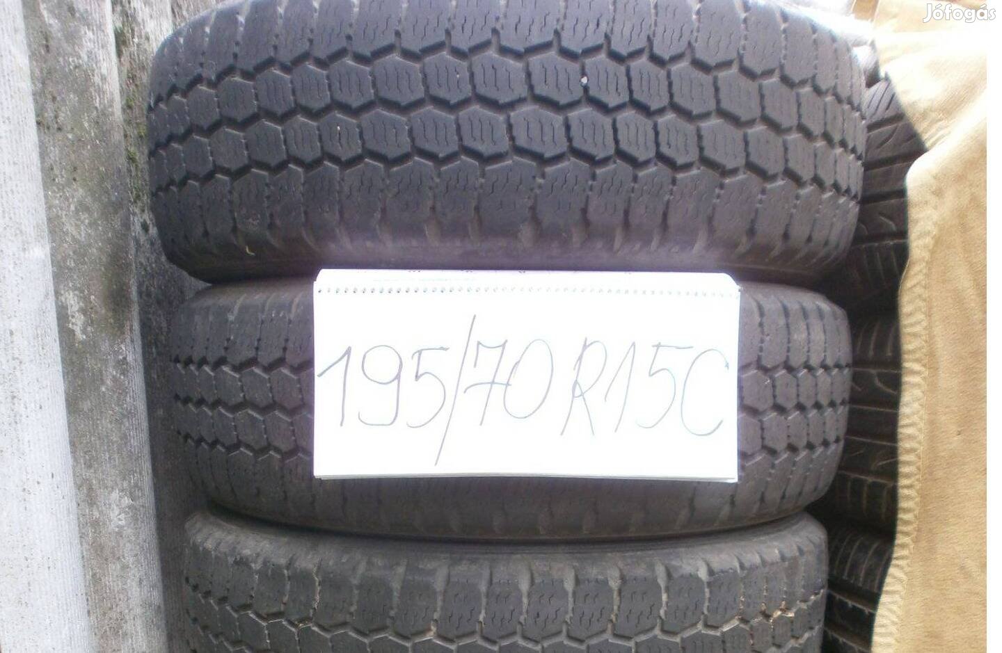 195/70 R15C Sava kisteher téligumi 6 db