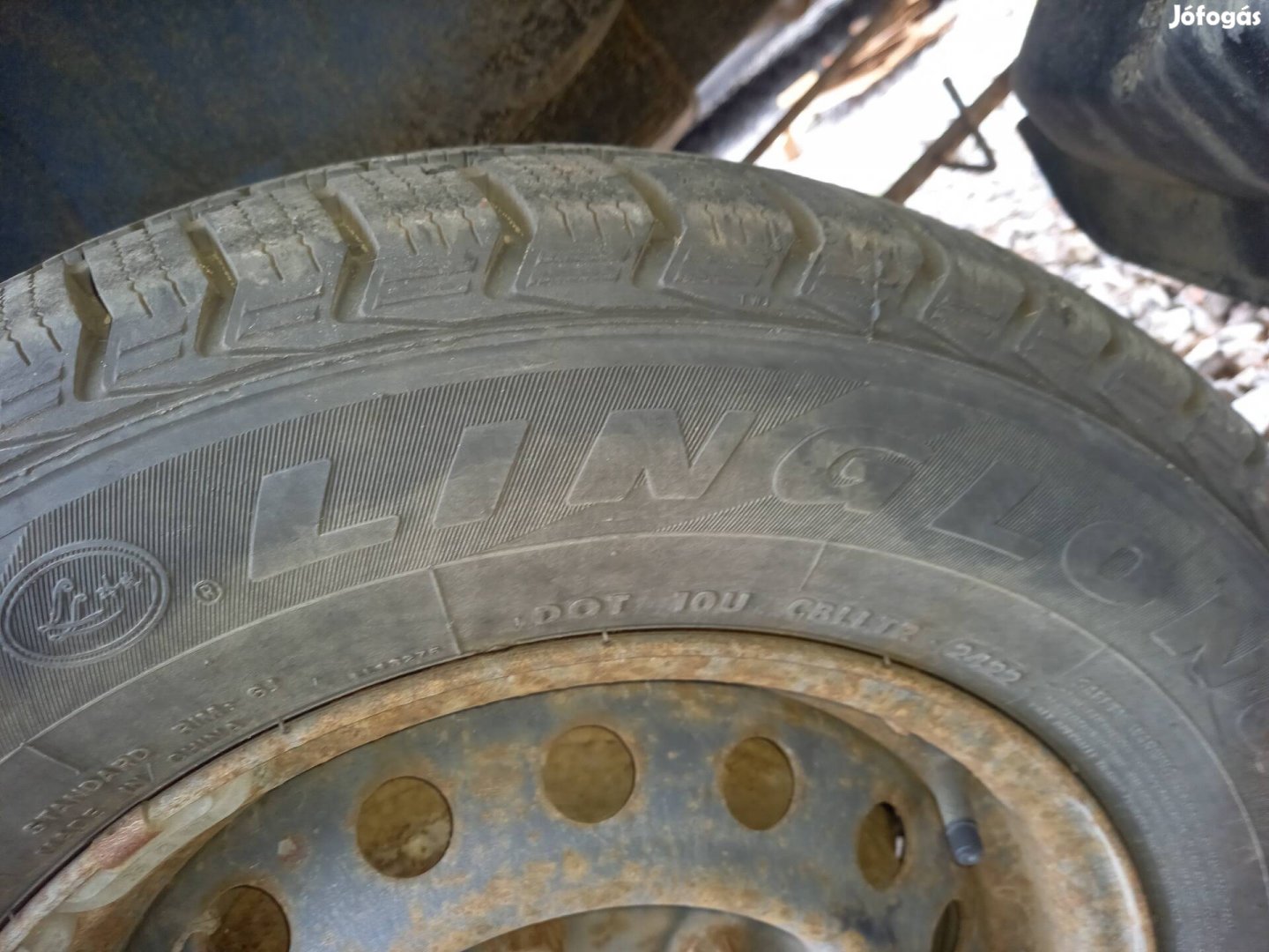 195/70 R15C autógumik eladók. 