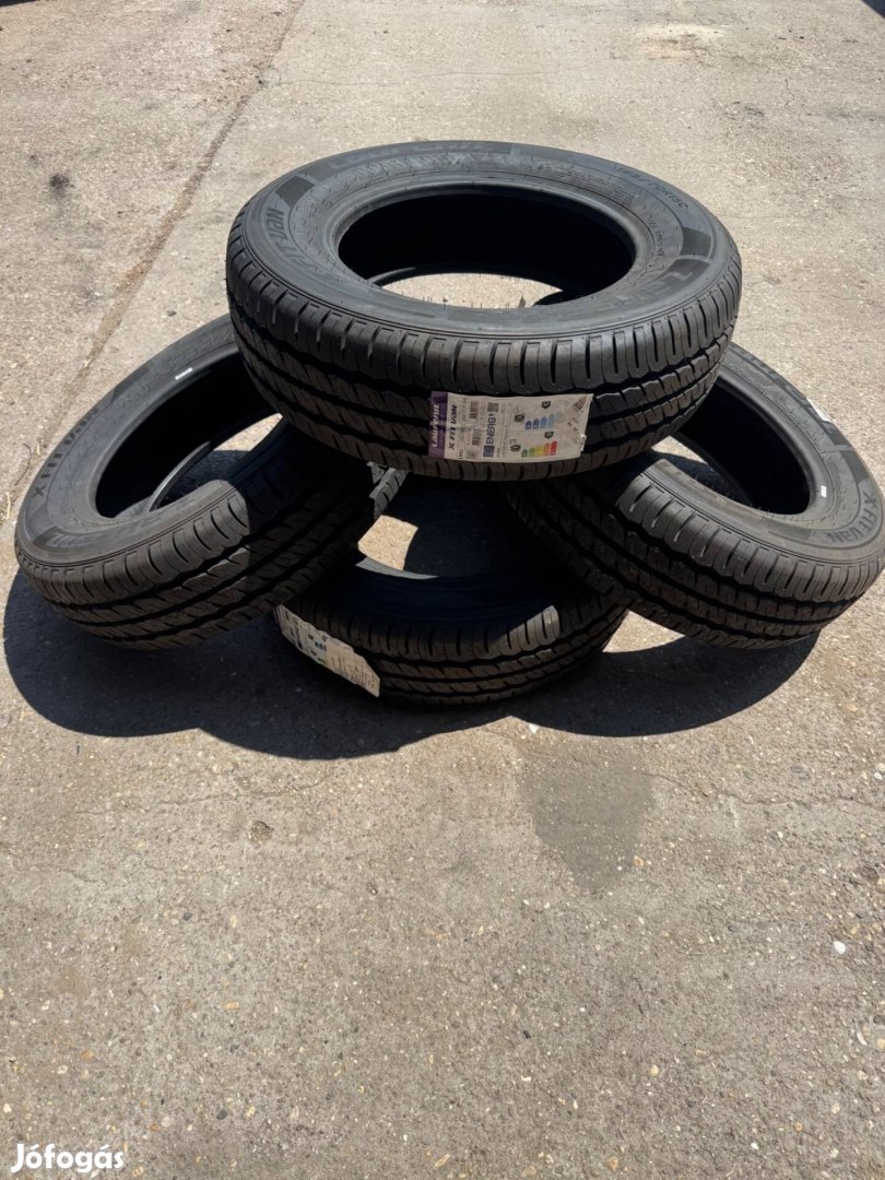 195/70 R 15C nyári új gumiabroncs eladó!