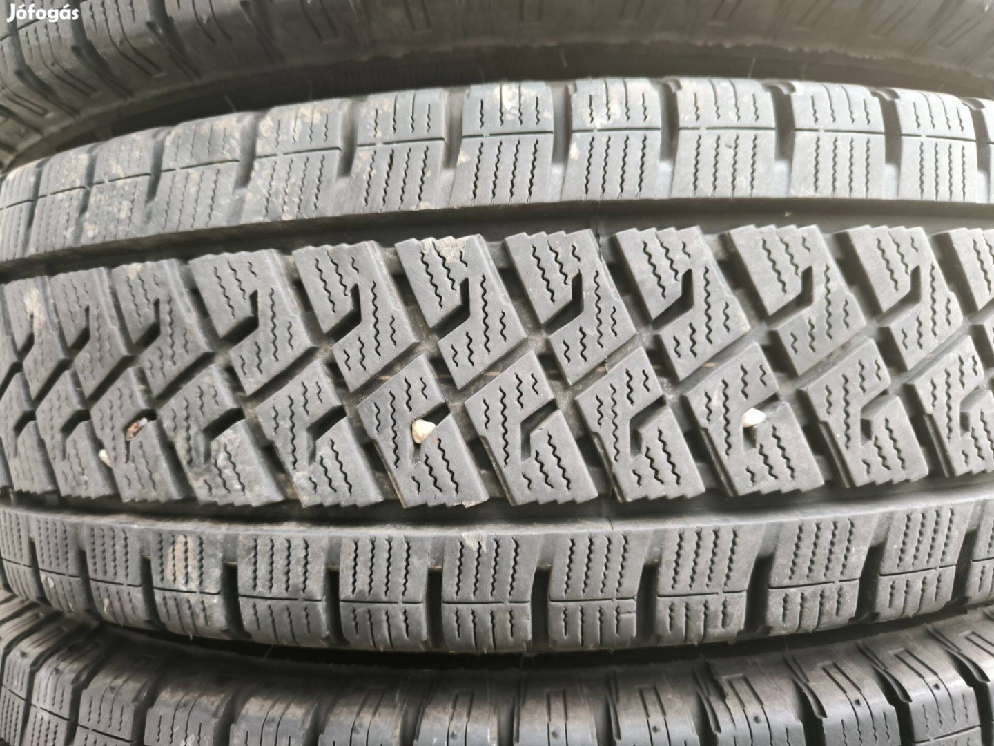 195/75R16C 95% téligumik kisteherre 195/75