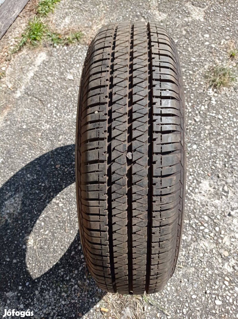 195/80 r15 90%os 1db Bridgestone téli gumi eladó