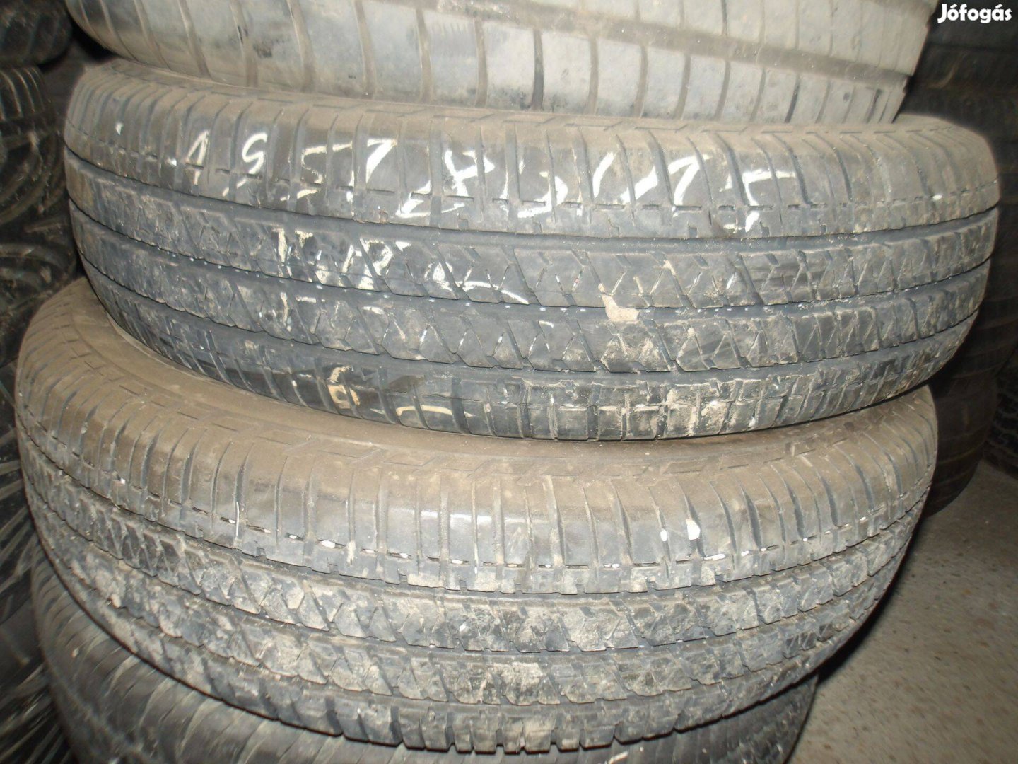 195/80r15 Bridgestone nyári gumik ajándék szereléssel