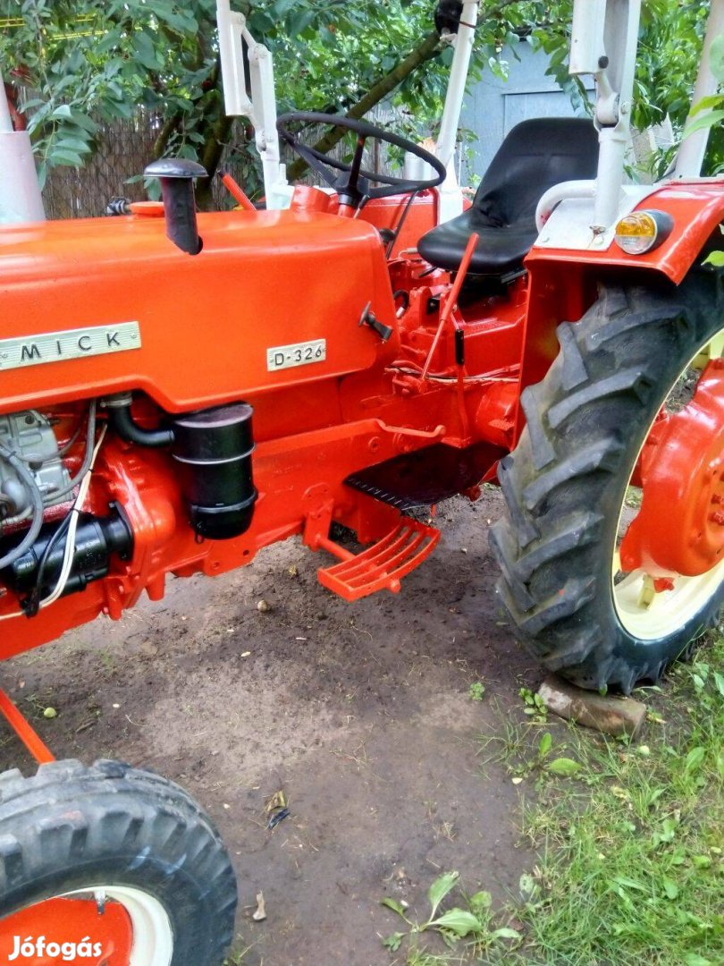 1960 IH Mccormick D-326 kistraktor eladó!