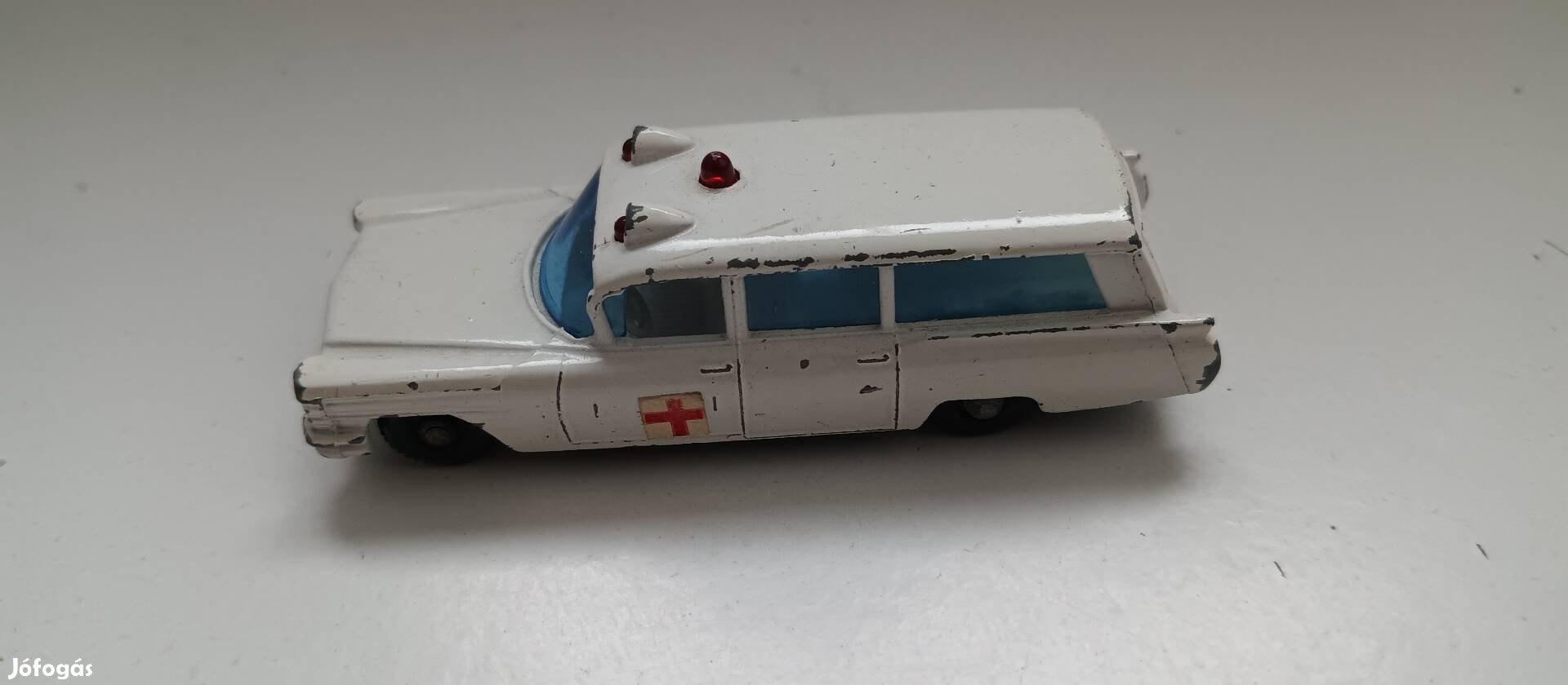 1965-ös Regular Matchbox Cadillac Ambulance 