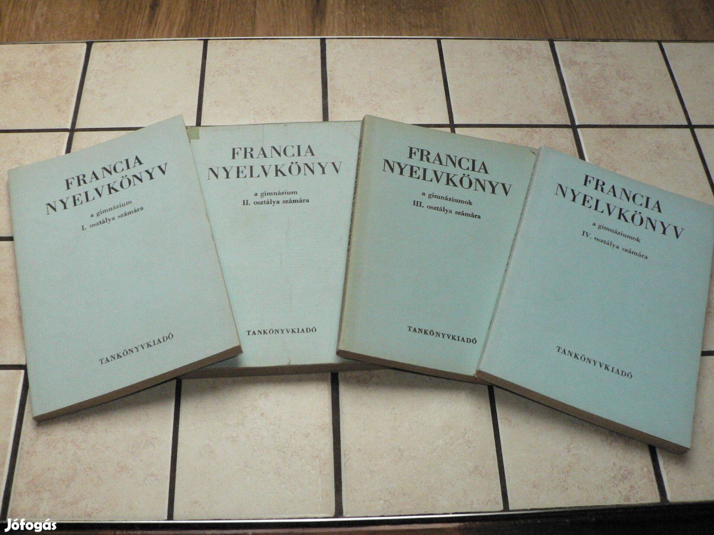 1970-es évekbeli Gimnáziumi francia nyelvkönyvsorozat I-IV