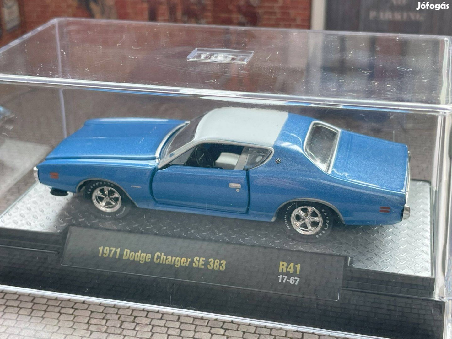 1971 Dodge Charger modell autó - M2 Machines 1:64 méret