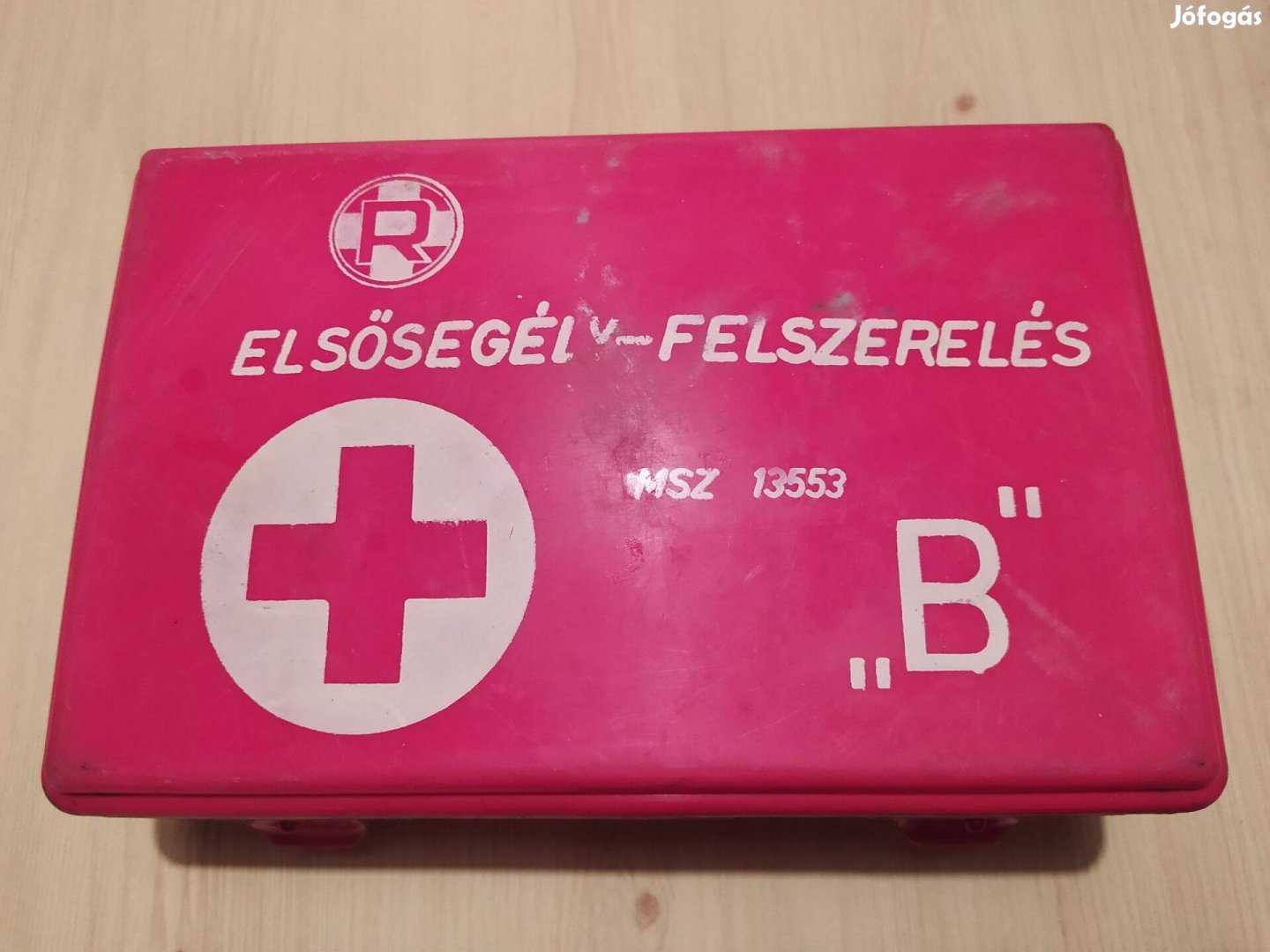 1978-as autós elsősegélydoboz eladó eredeti, tartalommal!