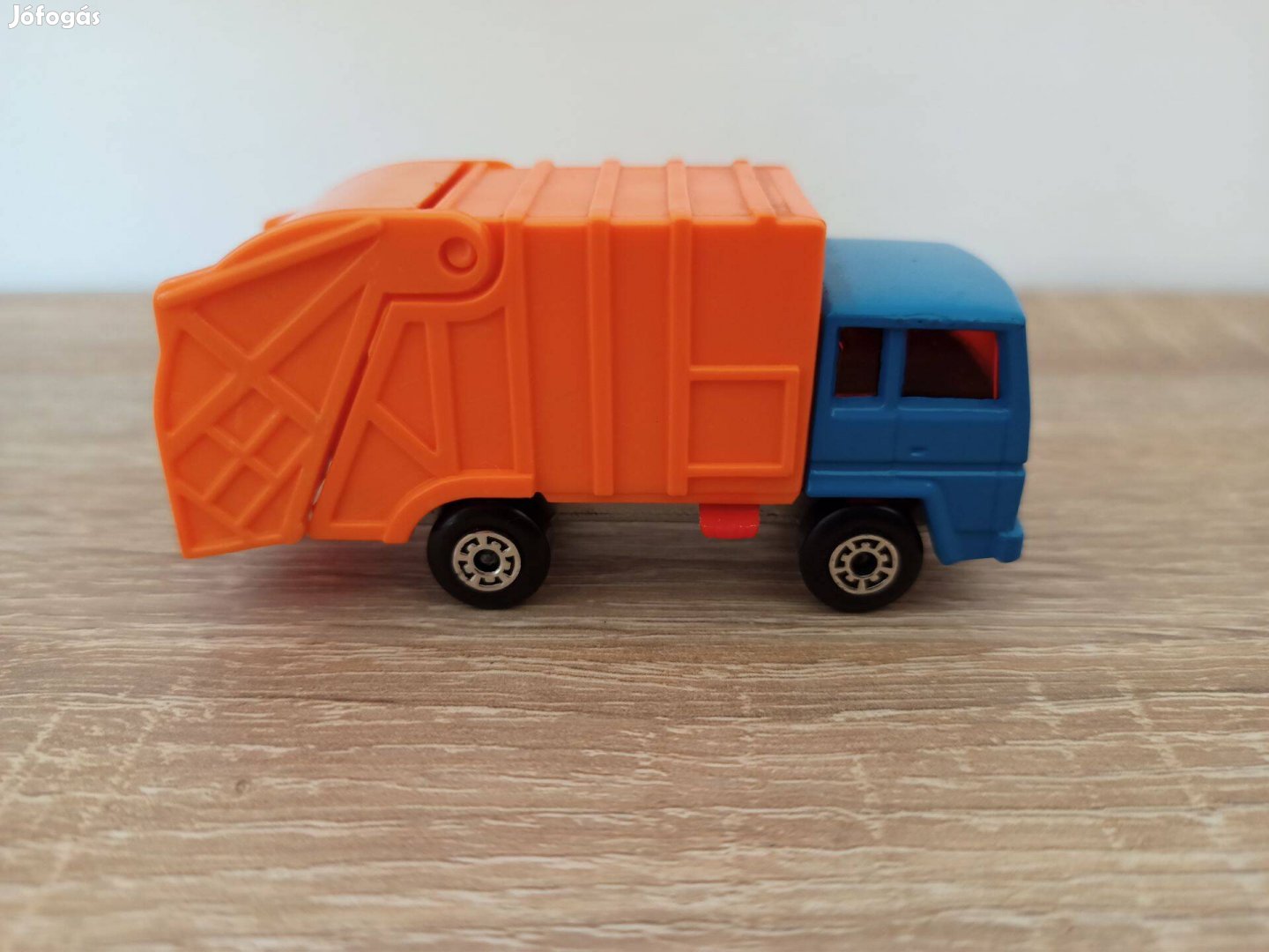 1979 Matchbox Superfast Refuse Recycle Truck
