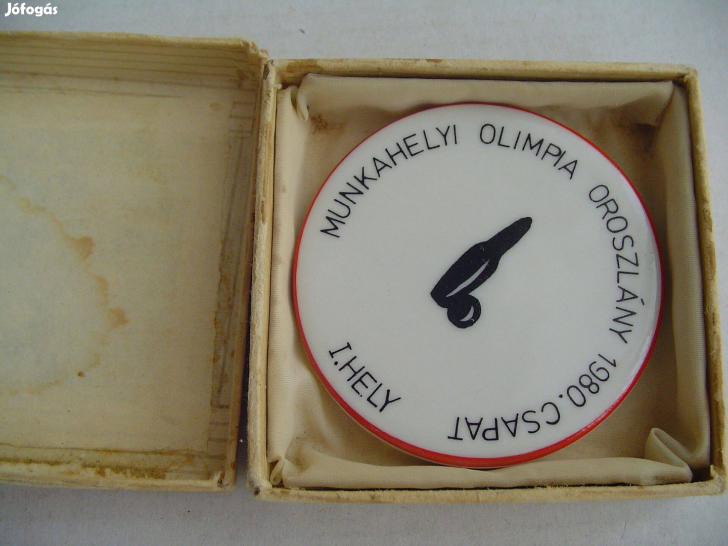 1980-as Oroszlányi Teke Olimpiai Hollóházi porcelán érem