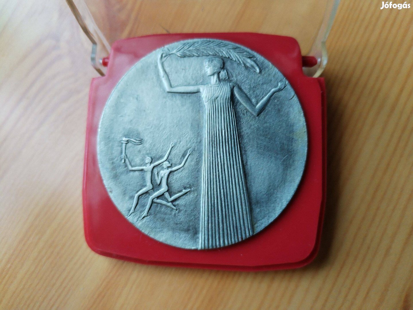 1980-as eredeti Moszkvai Olimpia emlékérme dobozában