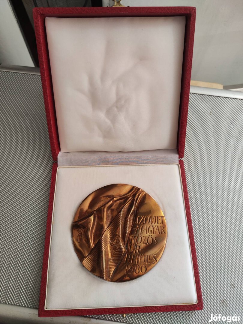 1980 űrrepülés emlékérem eladó
