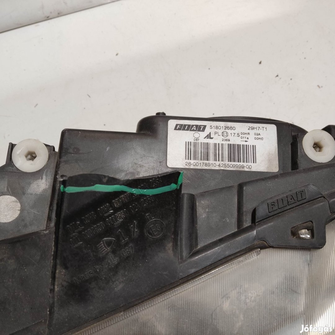 198404 Fiat Croma  2005-2008 Lámpa , Fényszóró Használt  sima a