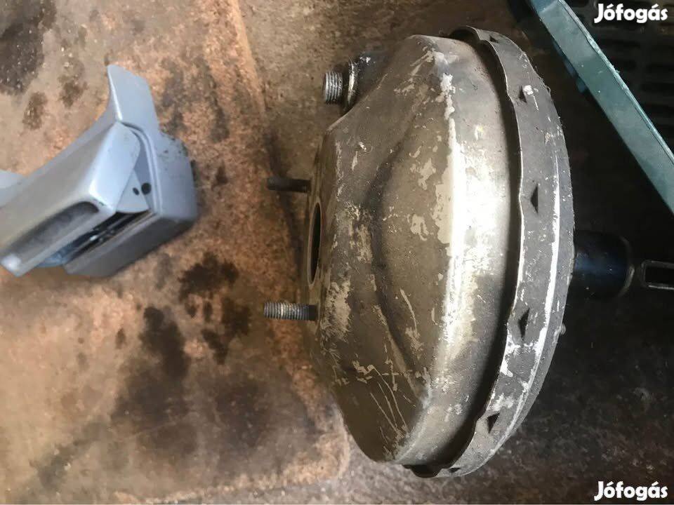 1985-ös Mercedes Benz 190, benzines bontott alkatrészek