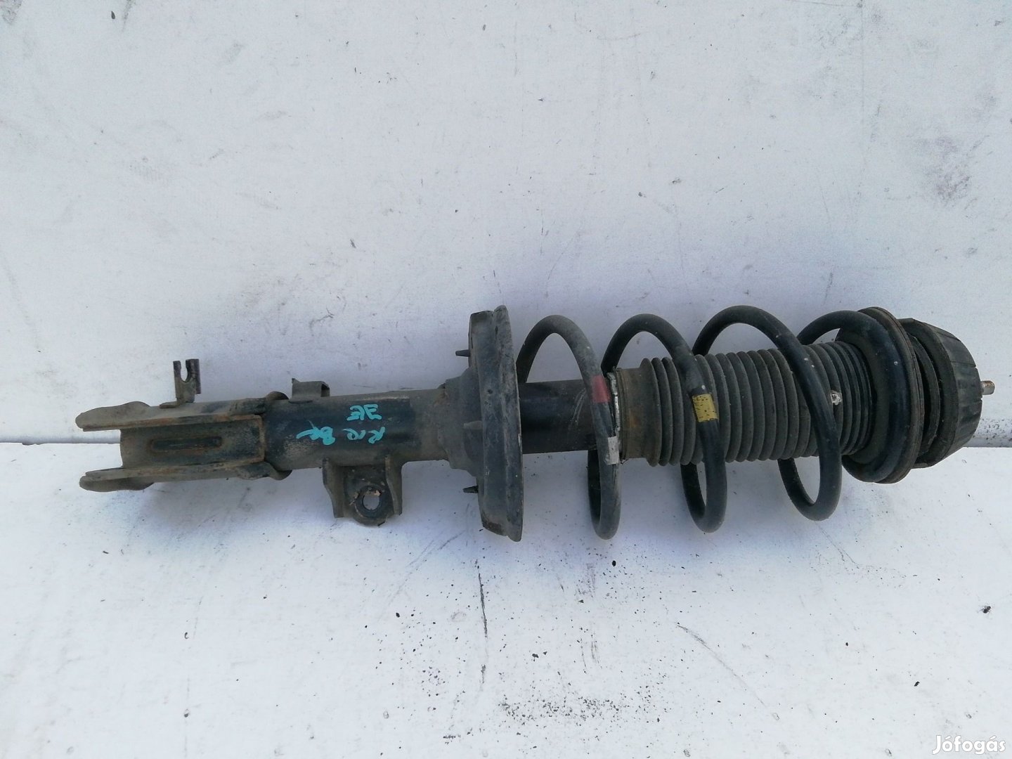 198790 Kia Rio 2011-2017 benzines jobb első lengéscsillapító,